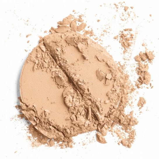 Natural finish pressed foundation SPF 20