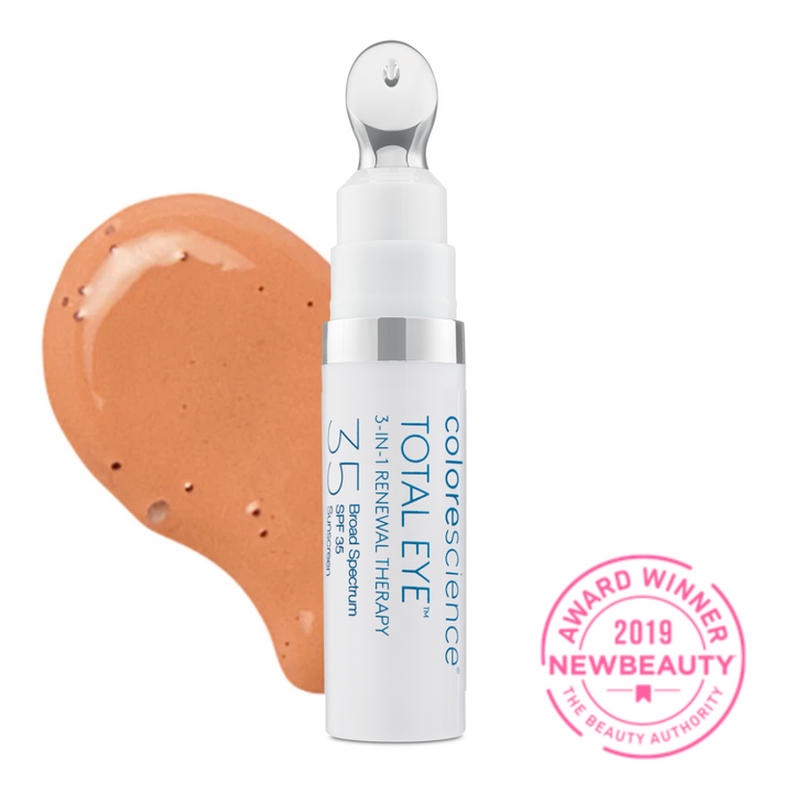 Colorescience Total Eye 3 in 1 Renewal Therapy tono tan con textura cálida y distintivo NewBeauty Award 2019