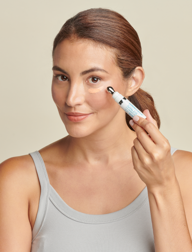 Total Eye 3-in-1 Renewal Therapy Concealer SPF 35+